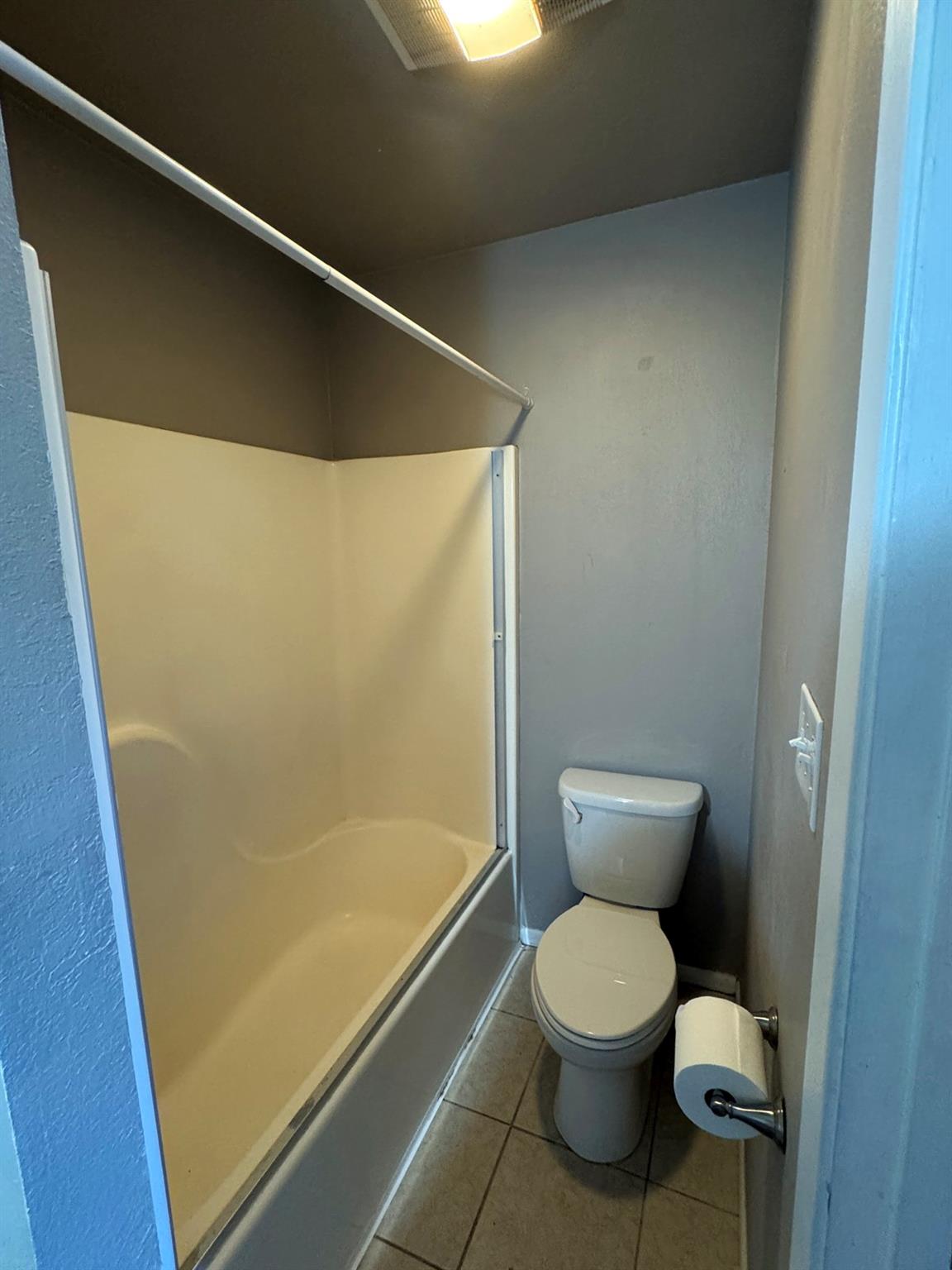 1624 Aquarena Springs Dr # A102, San Marcos, TX 78666