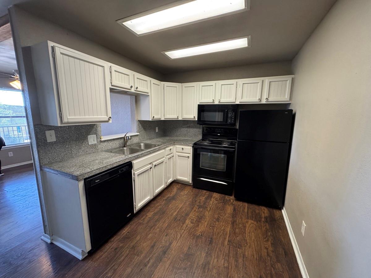 1624 Aquarena Springs Dr # A102, San Marcos, TX 78666