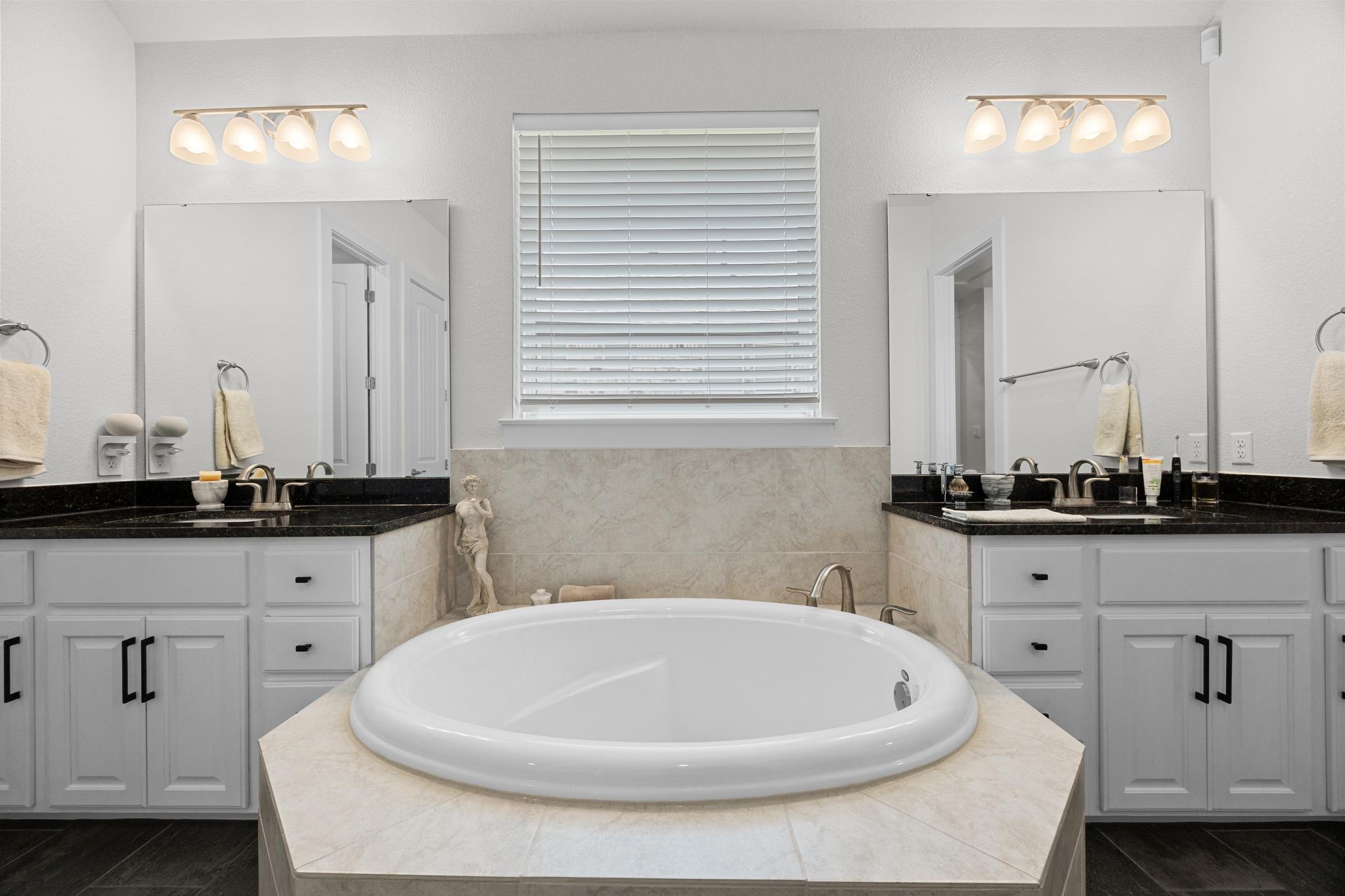 109 High Plains Dr, Georgetown, TX 78628