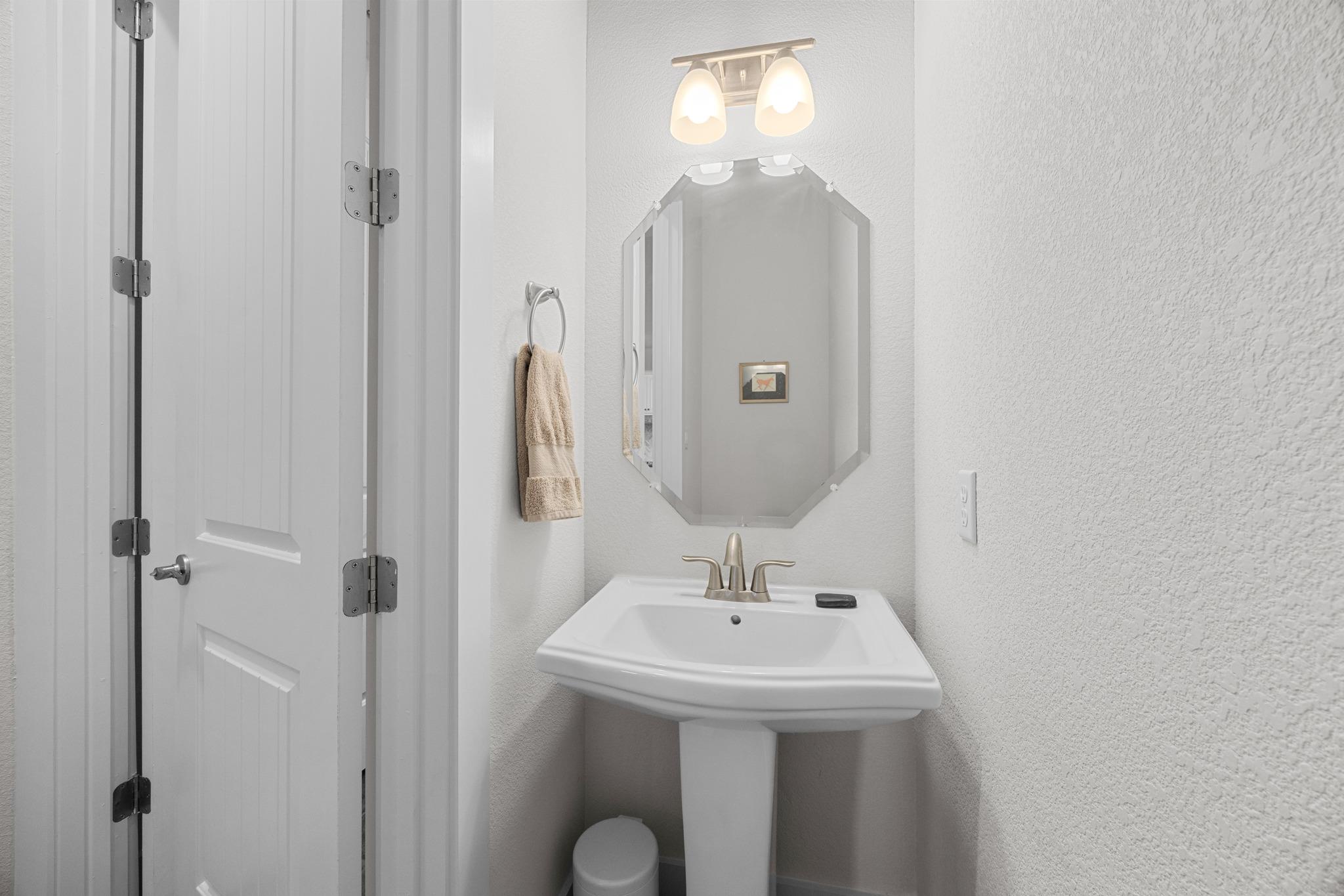 109 High Plains Dr, Georgetown, TX 78628