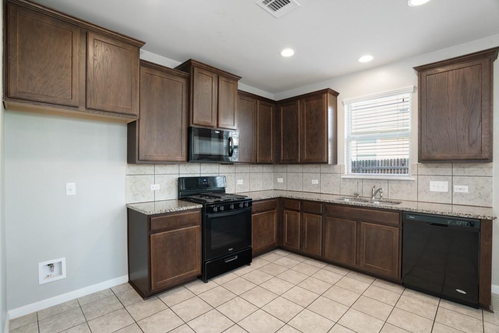 156 Triumph Rd, Buda, TX 78610