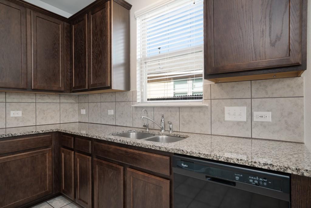 156 Triumph Rd, Buda, TX 78610