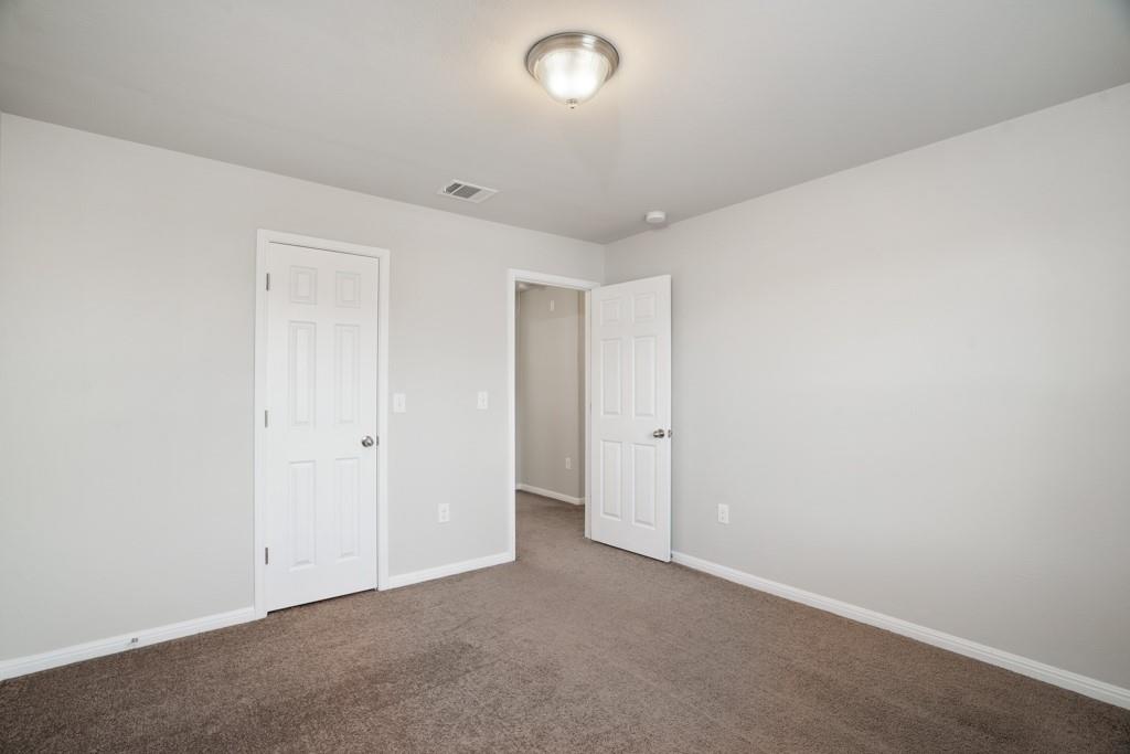 156 Triumph Rd, Buda, TX 78610