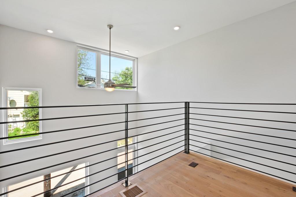 2002 E 7th St # 246, Austin, TX 78702