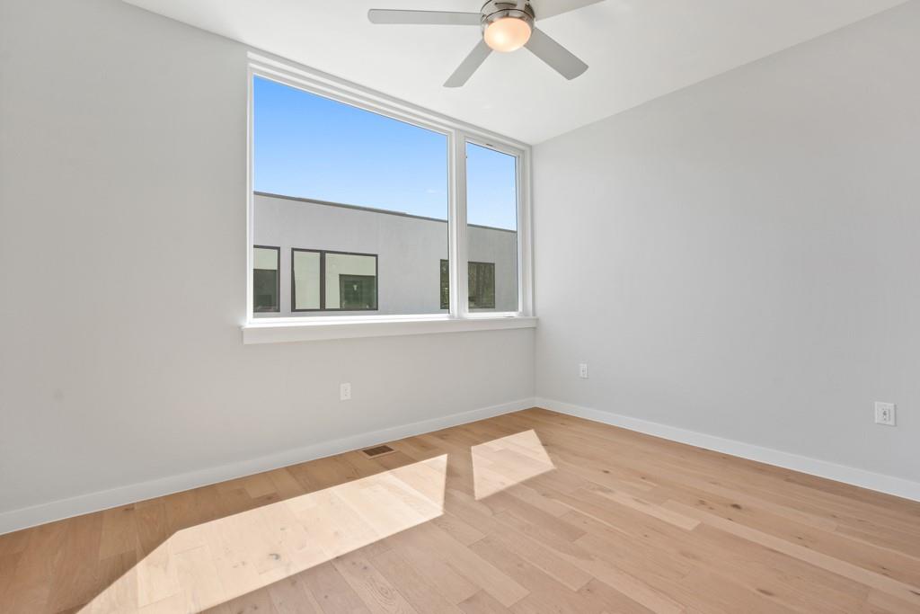 2002 E 7th St # 246, Austin, TX 78702