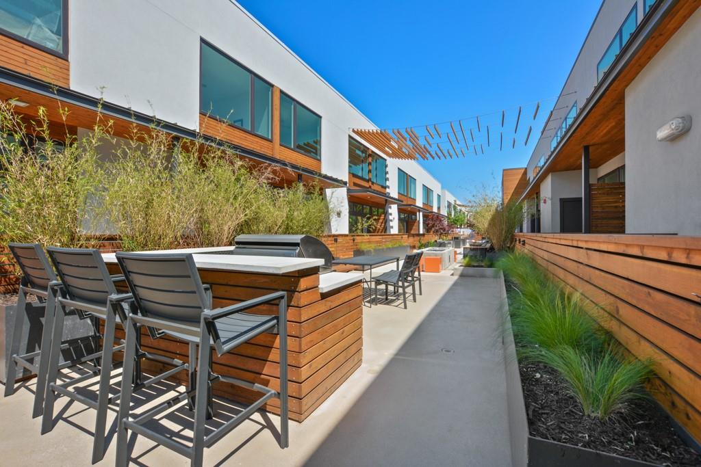 2002 E 7th St # 246, Austin, TX 78702