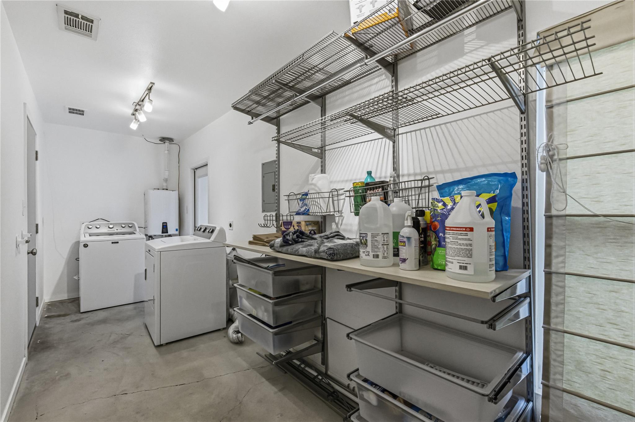 1705 Cloverleaf Dr, Austin, TX 78723