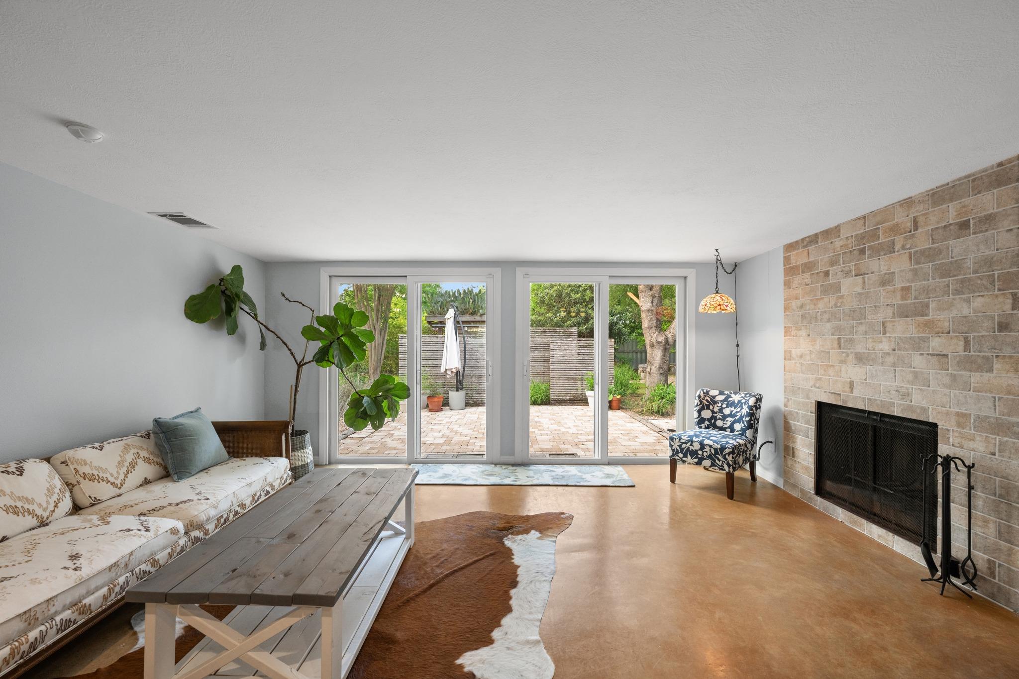 1705 Cloverleaf Dr, Austin, TX 78723