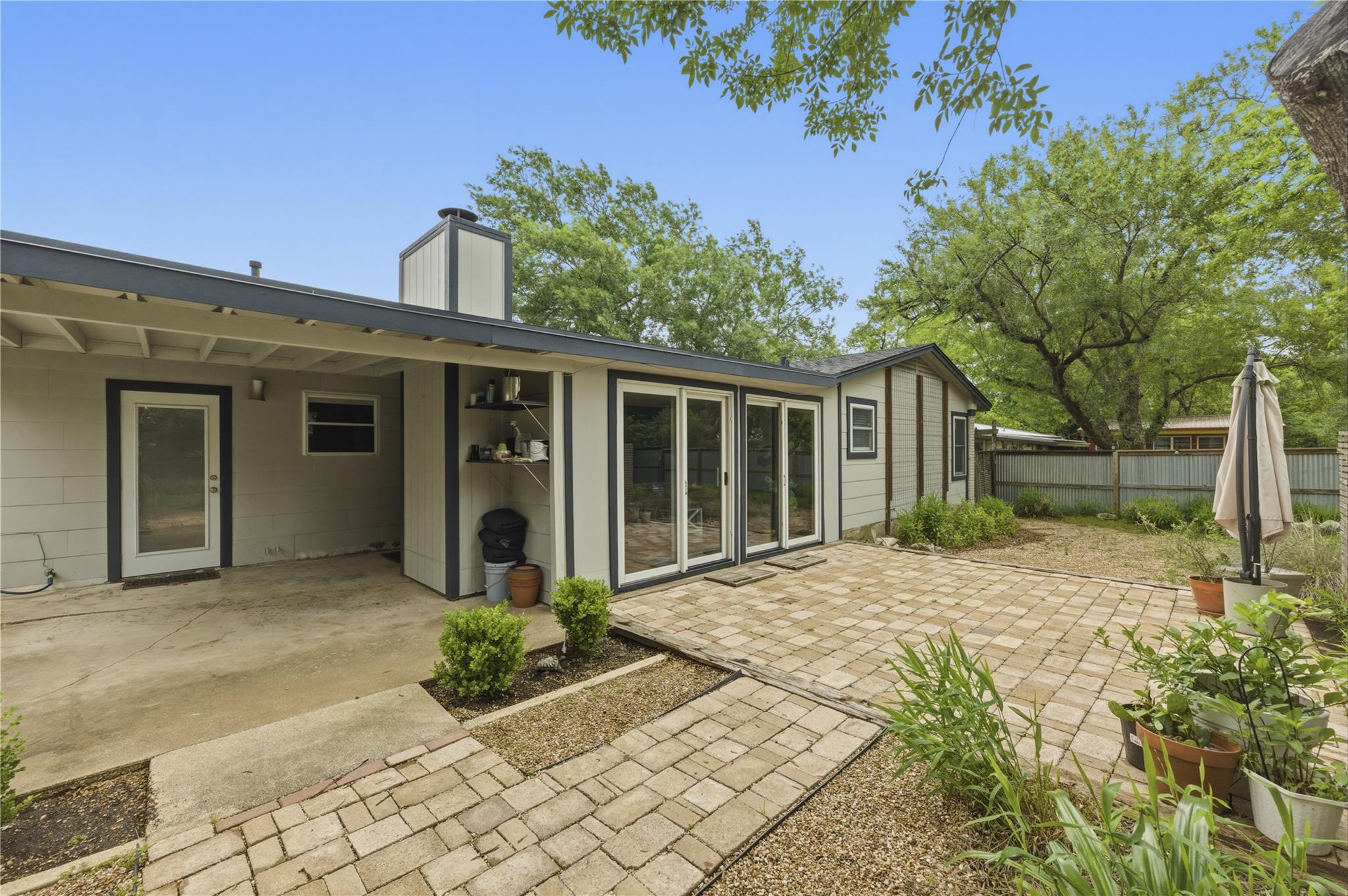 1705 Cloverleaf Dr, Austin, TX 78723