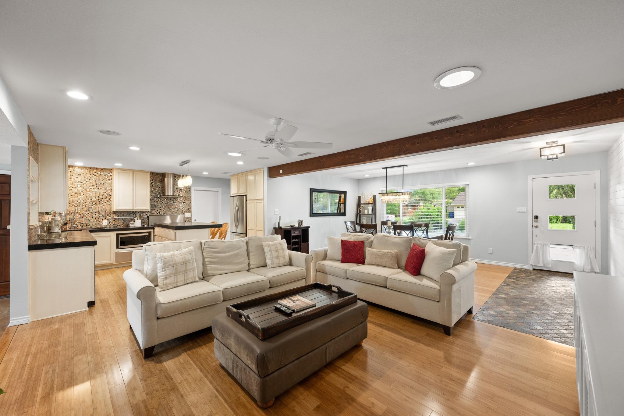 1705 Cloverleaf Dr, Austin, TX 78723