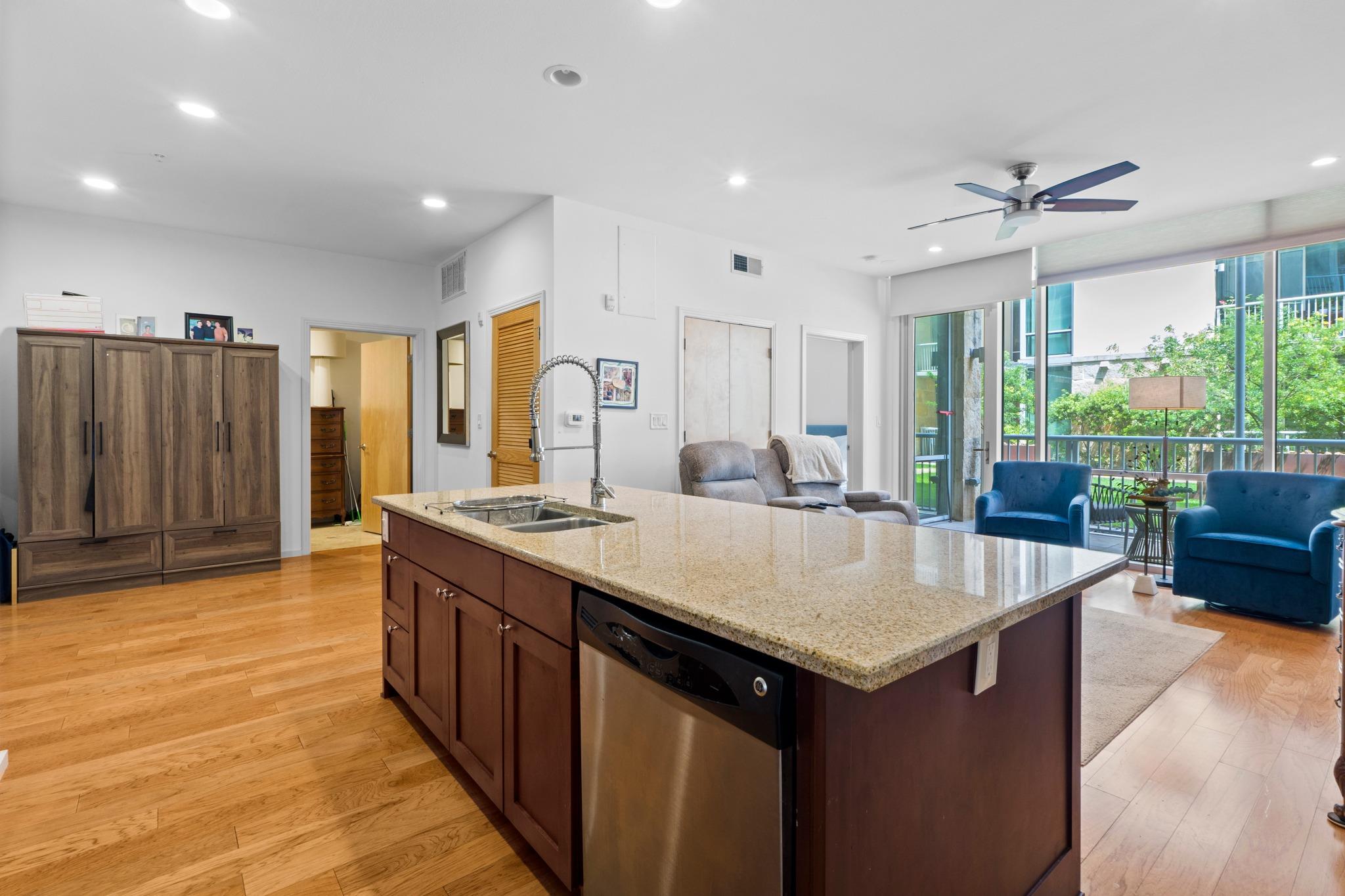 1600 Barton Springs Rd # 5102, Austin, TX 78704