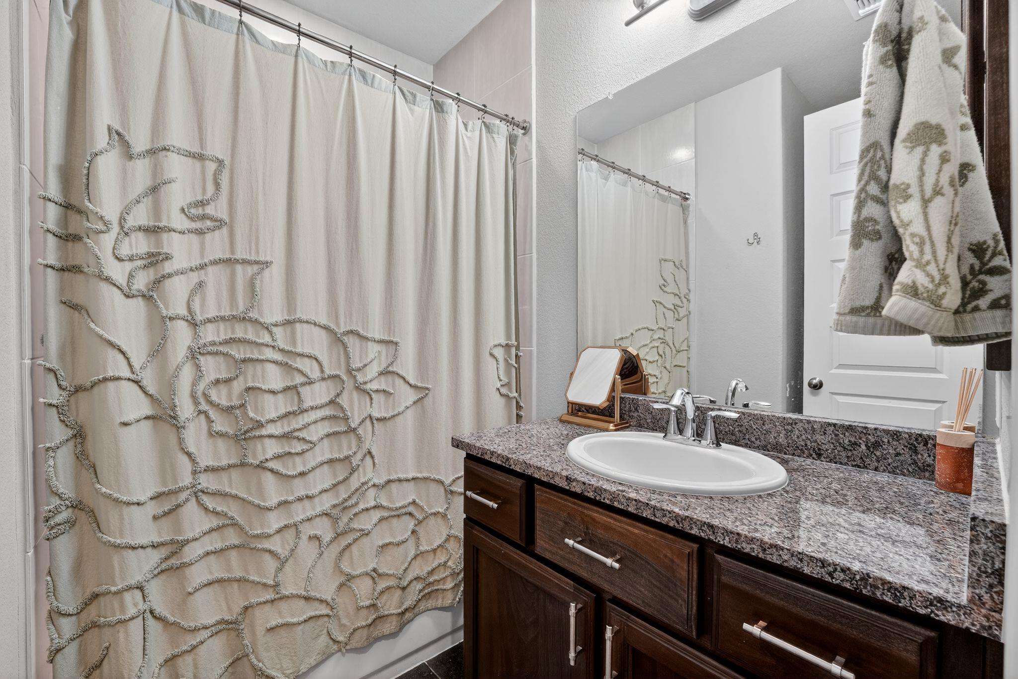 704 Faith Dr, Liberty Hill, TX 78642