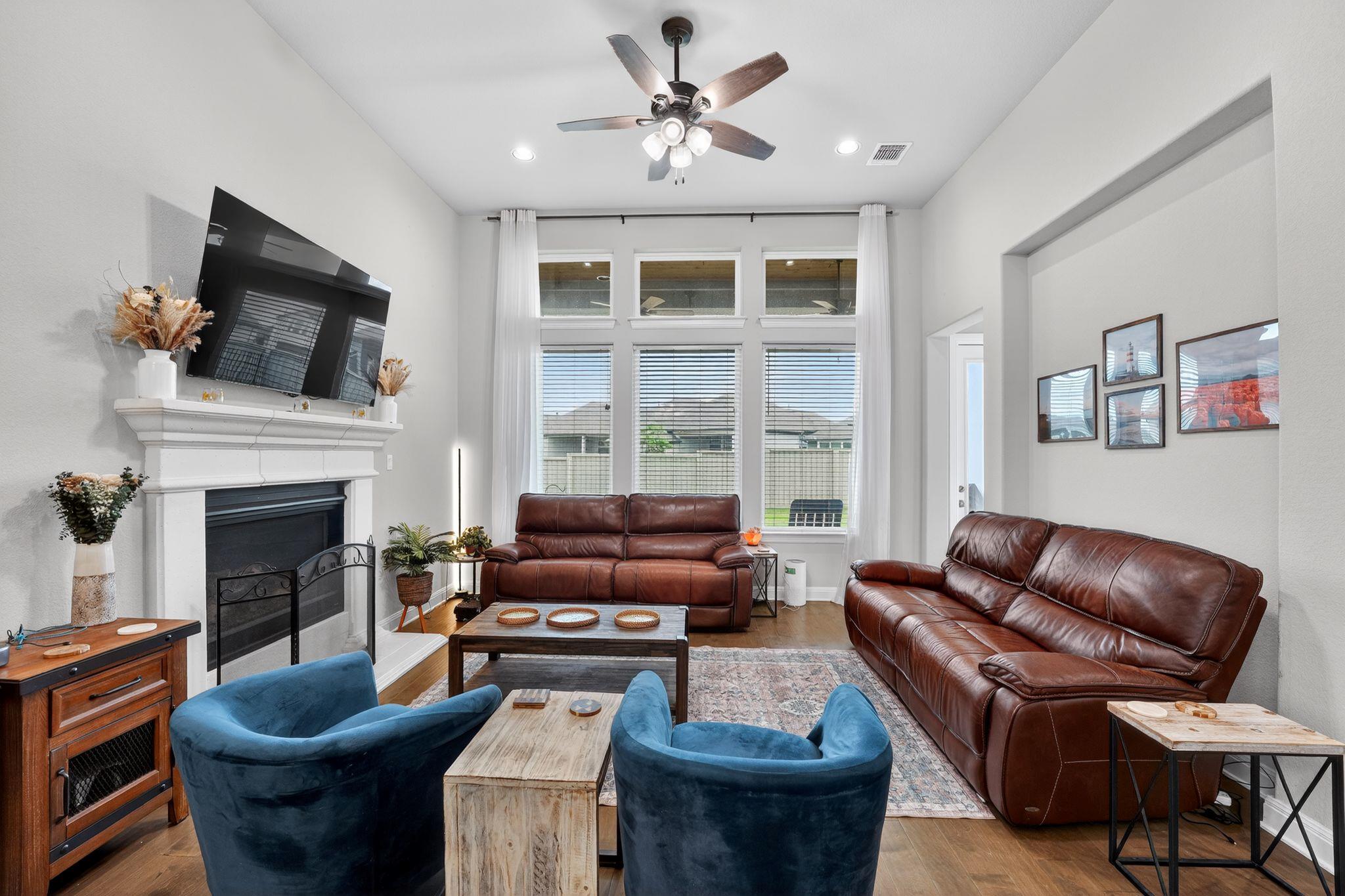 704 Faith Dr, Liberty Hill, TX 78642