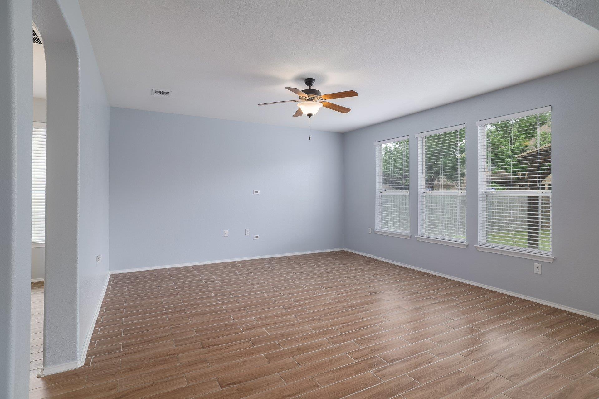 8716 Panadero Dr, Austin, TX 78747