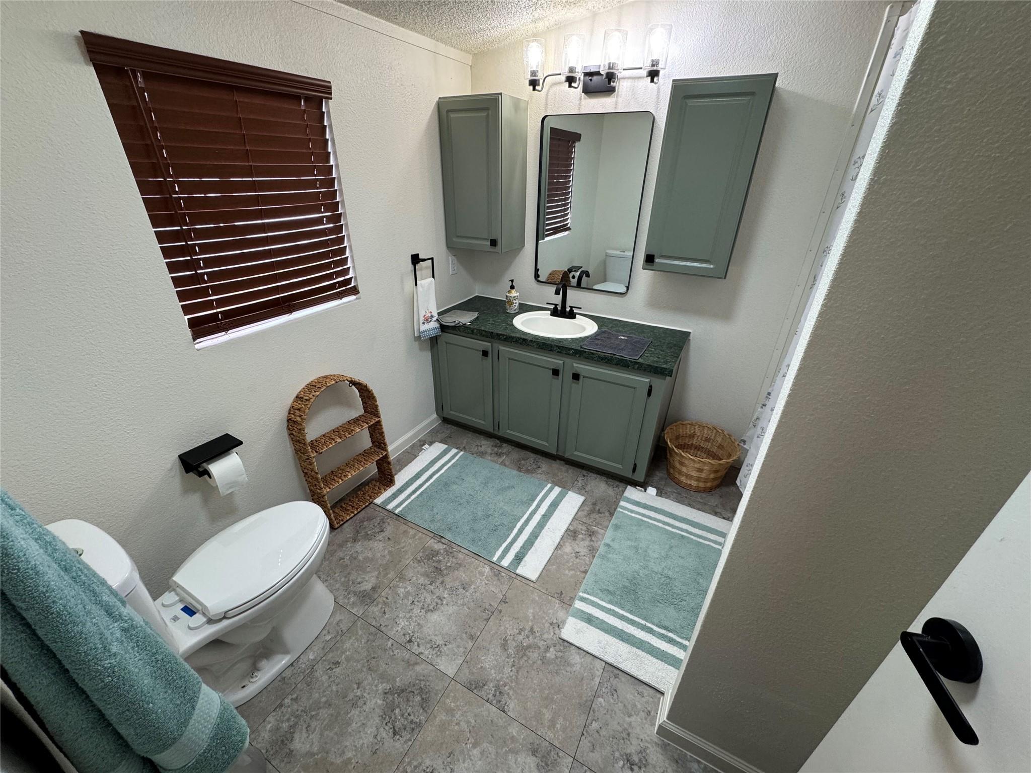 8190 E Highway 190 Highway # E, Lampasas, TX 76550