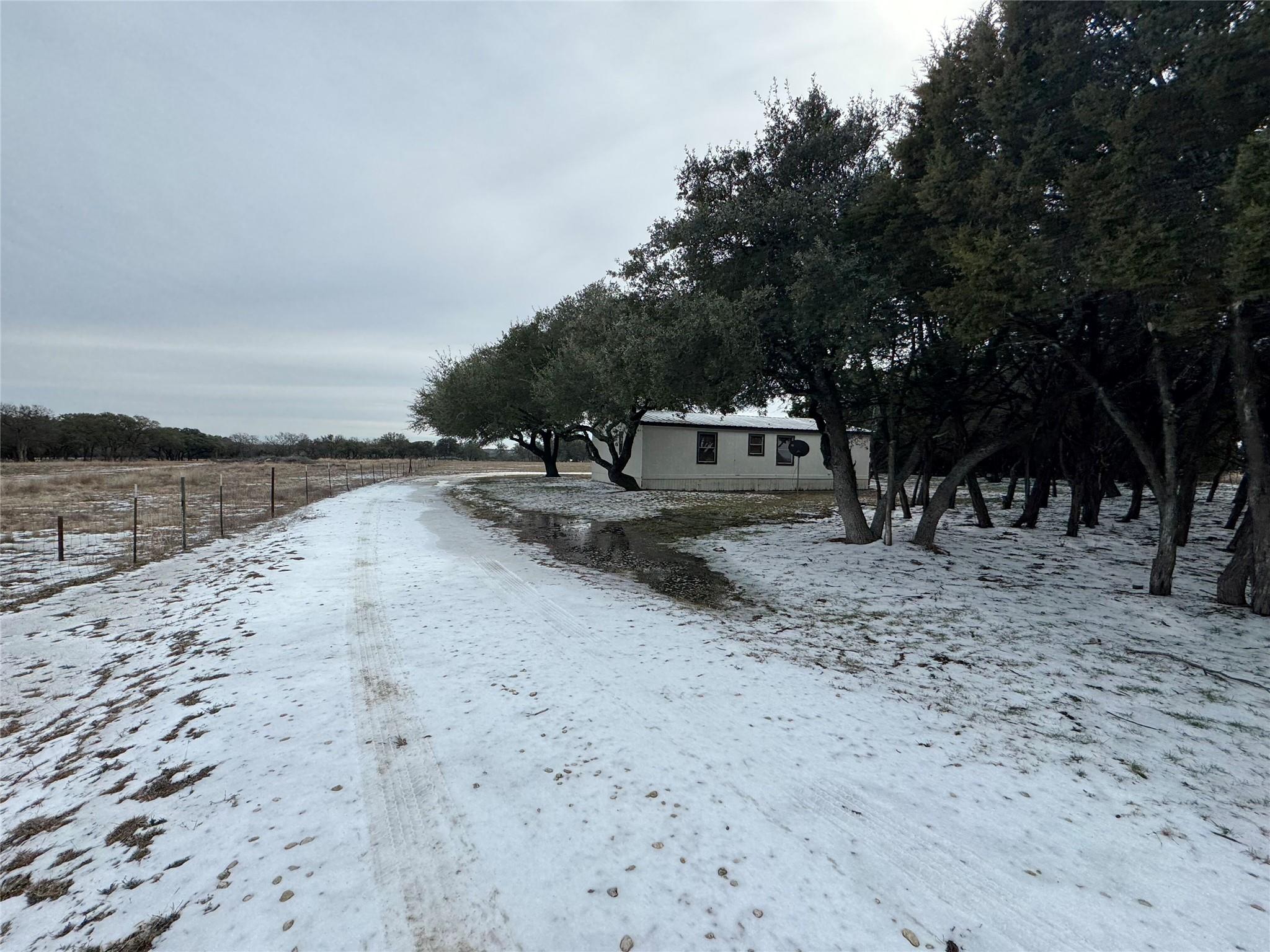 8190 E Highway 190 Highway # E, Lampasas, TX 76550