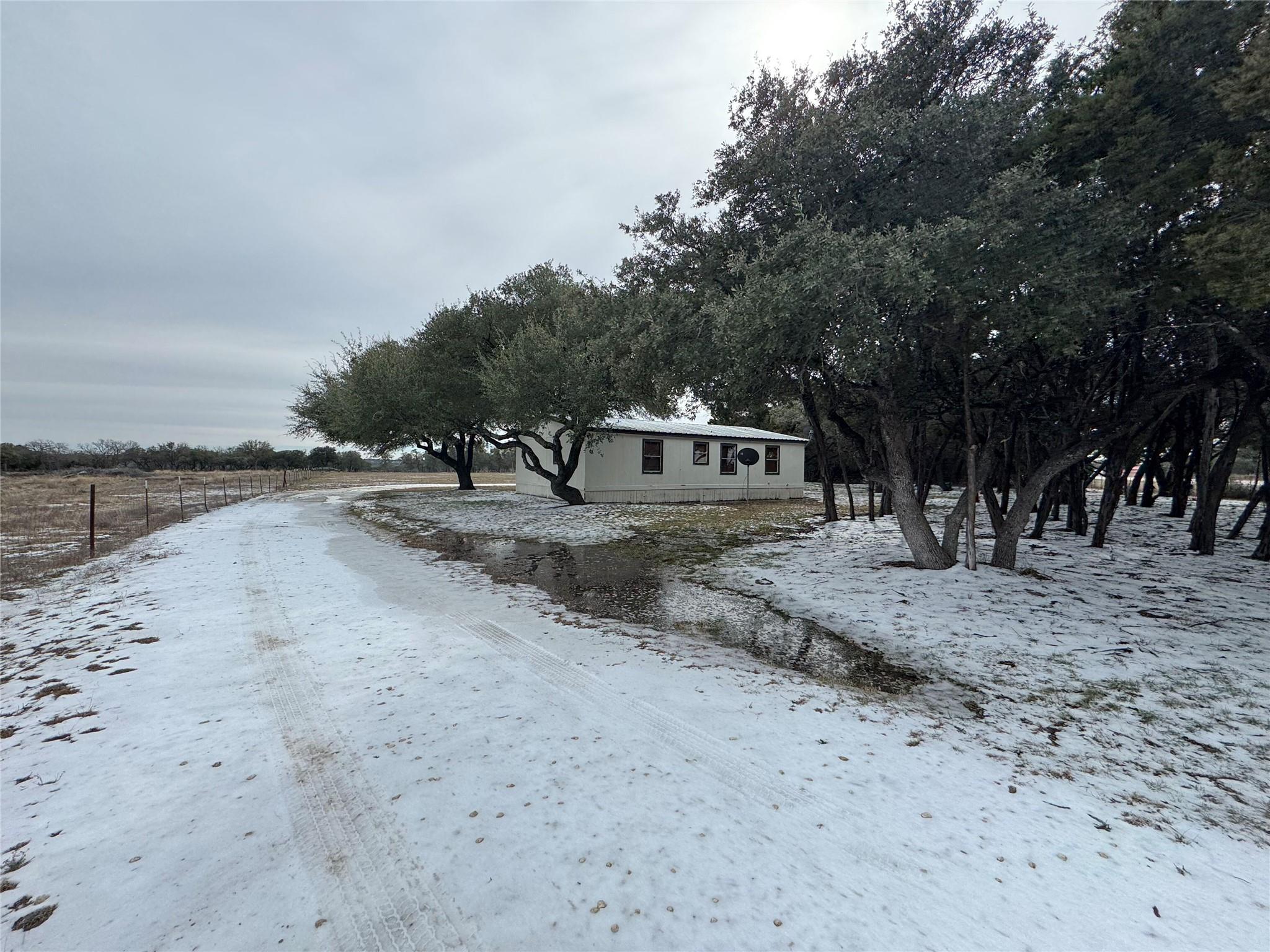 8190 E Highway 190 Highway # E, Lampasas, TX 76550