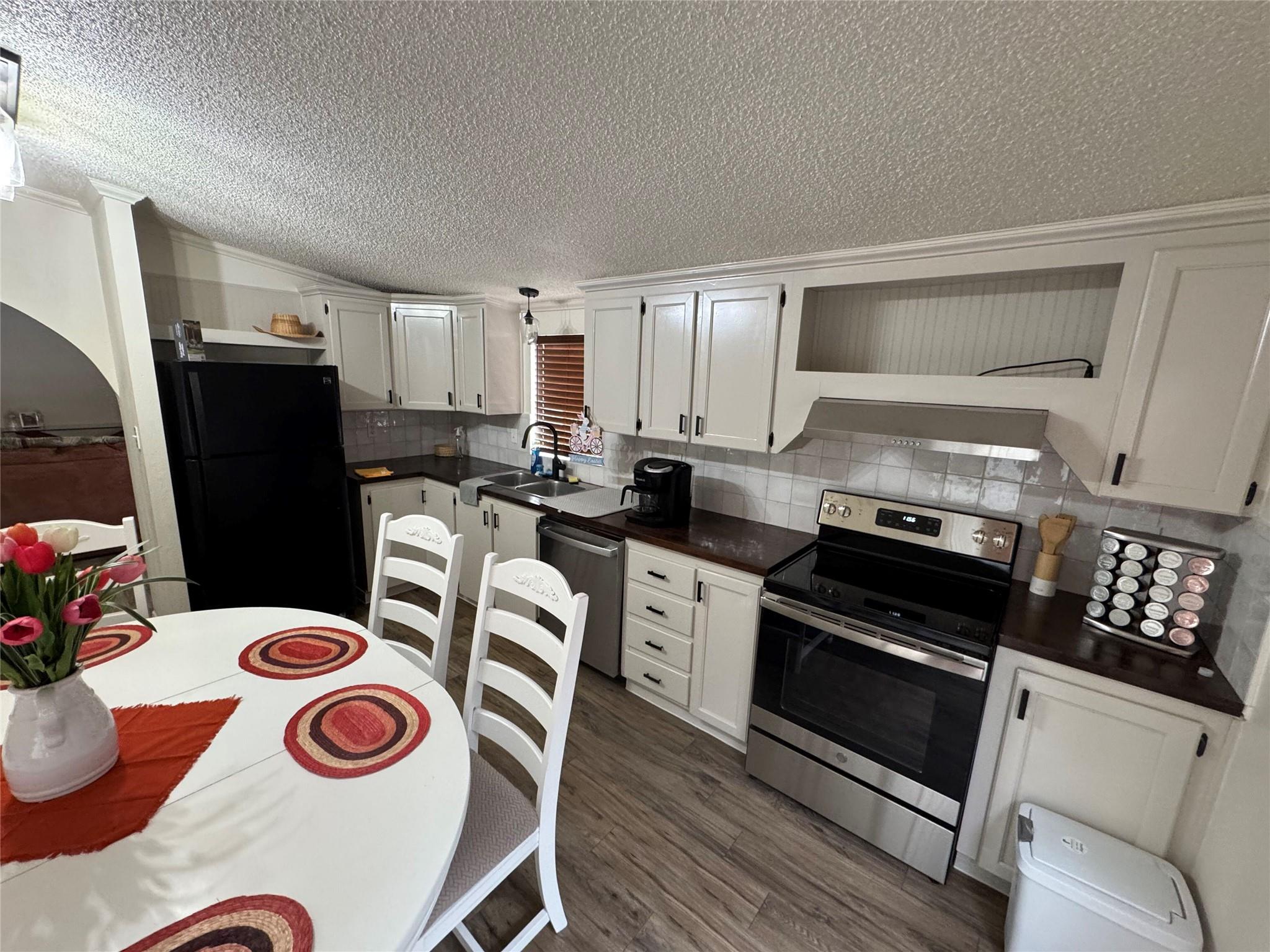 8190 E Highway 190 Highway # E, Lampasas, TX 76550