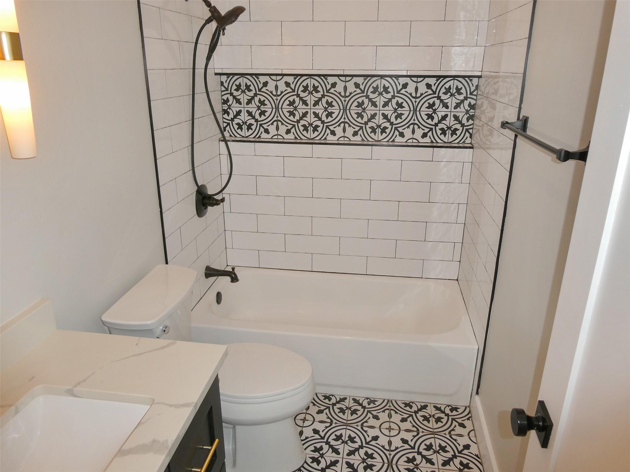 3947 County Road 210, Bertram, TX 78605