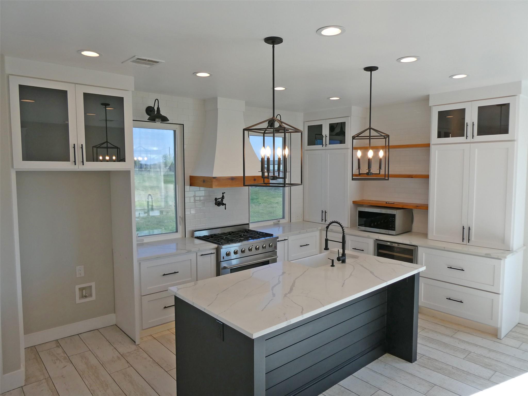 3947 County Road 210, Bertram, TX 78605