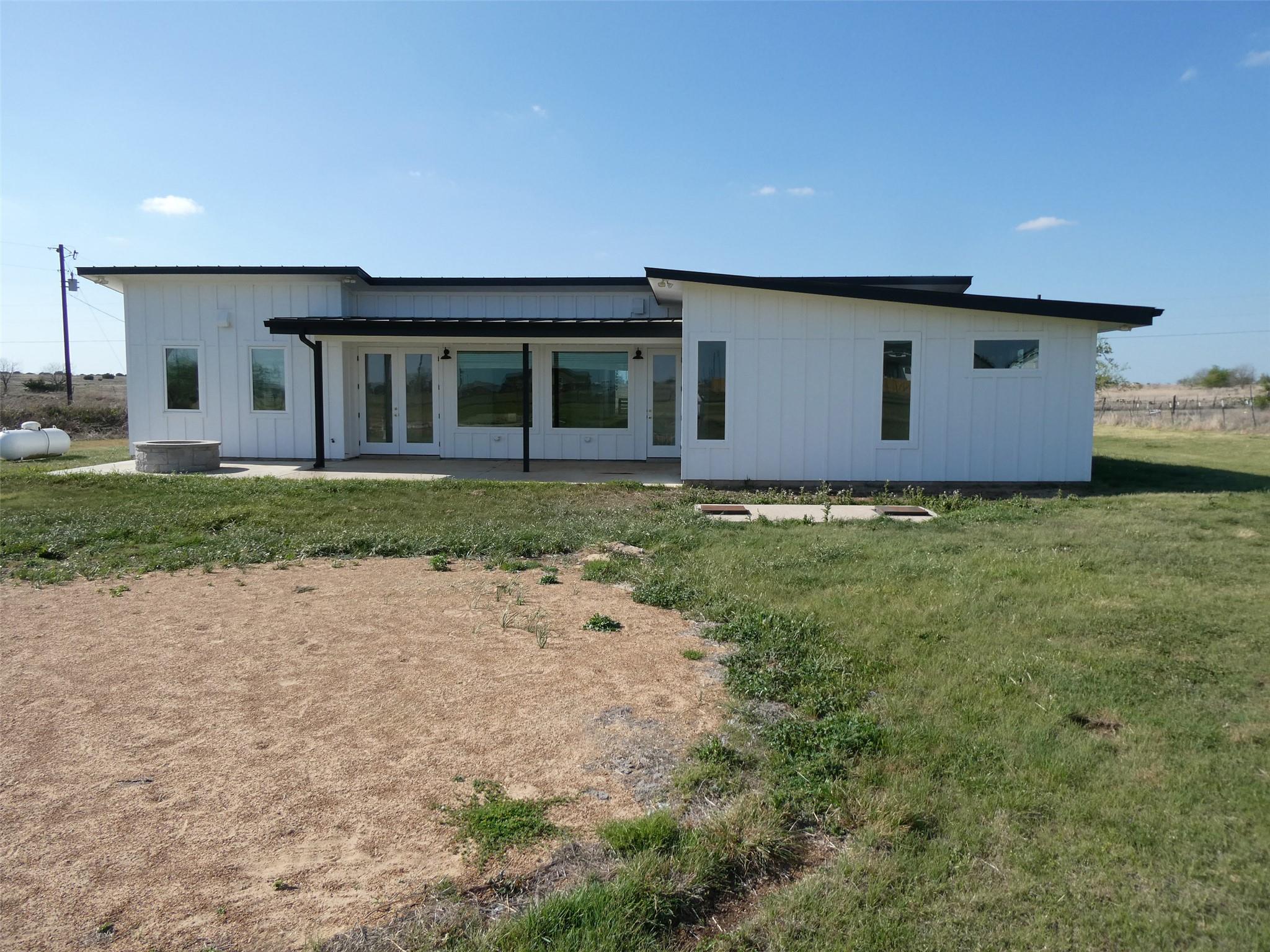 3947 County Road 210, Bertram, TX 78605