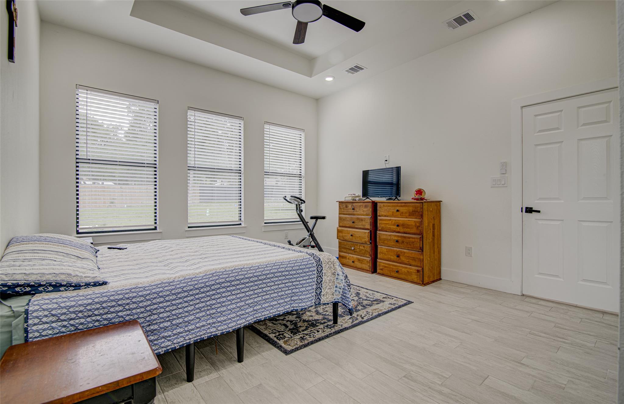 165 La Selva Dr, Elgin, TX 78621