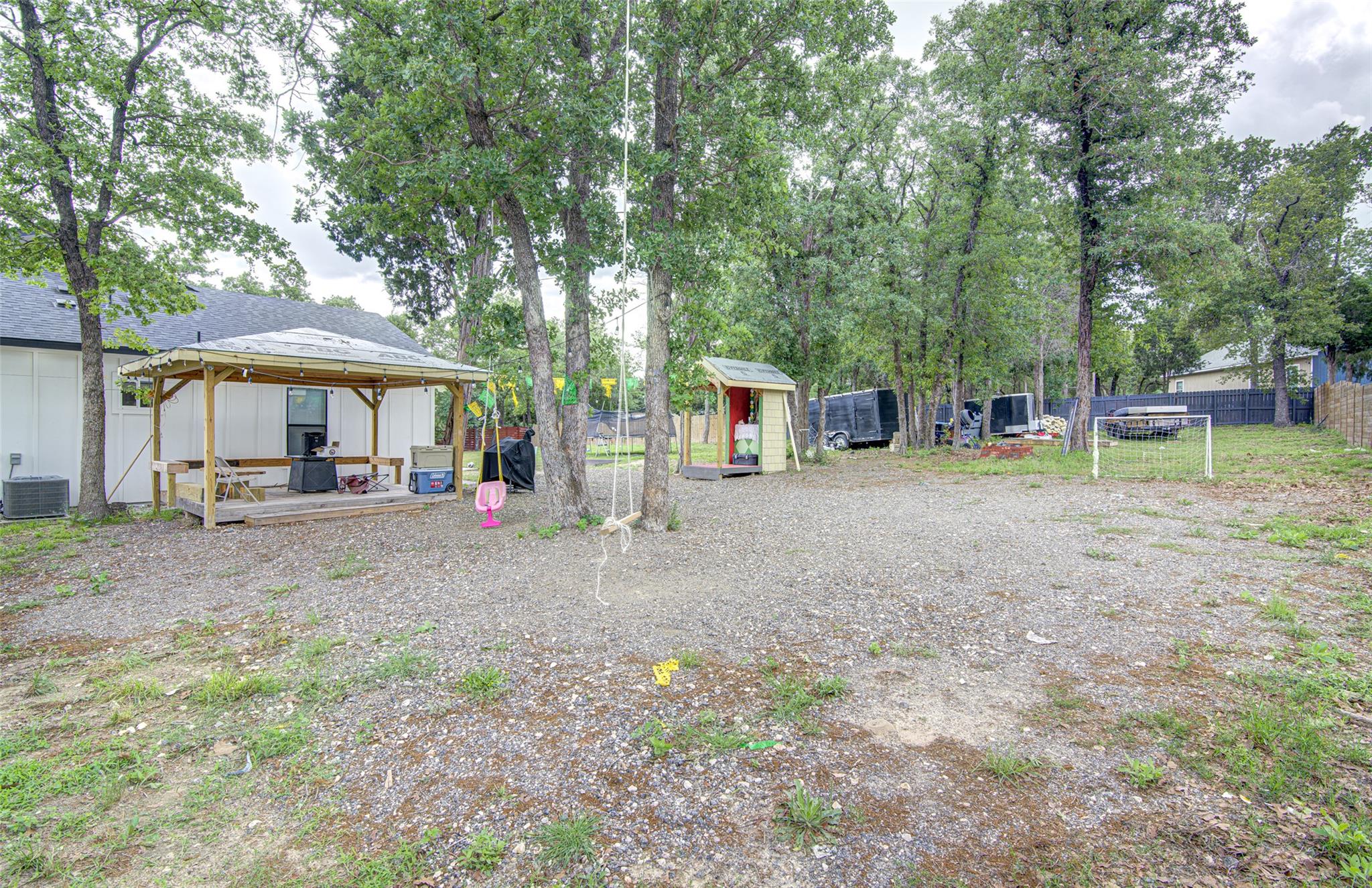 165 La Selva Dr, Elgin, TX 78621