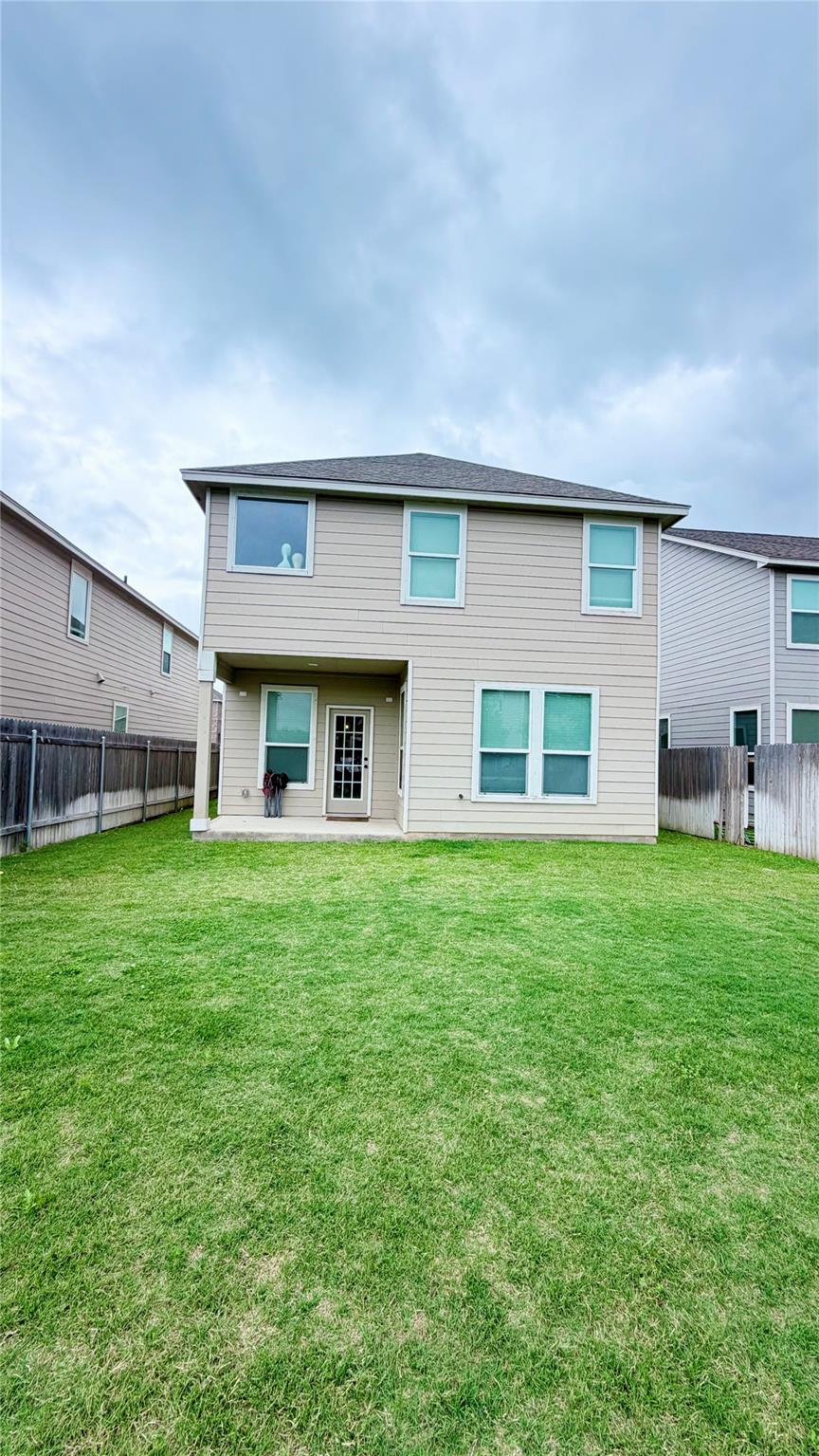 1009 Brambles Dr, Georgetown, TX 78626