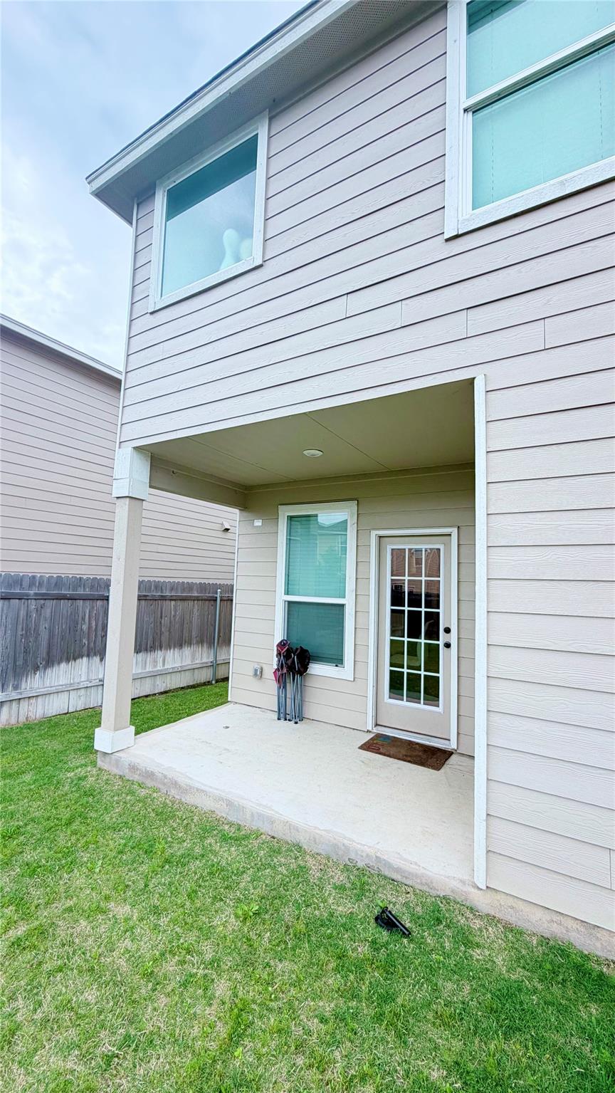 1009 Brambles Dr, Georgetown, TX 78626