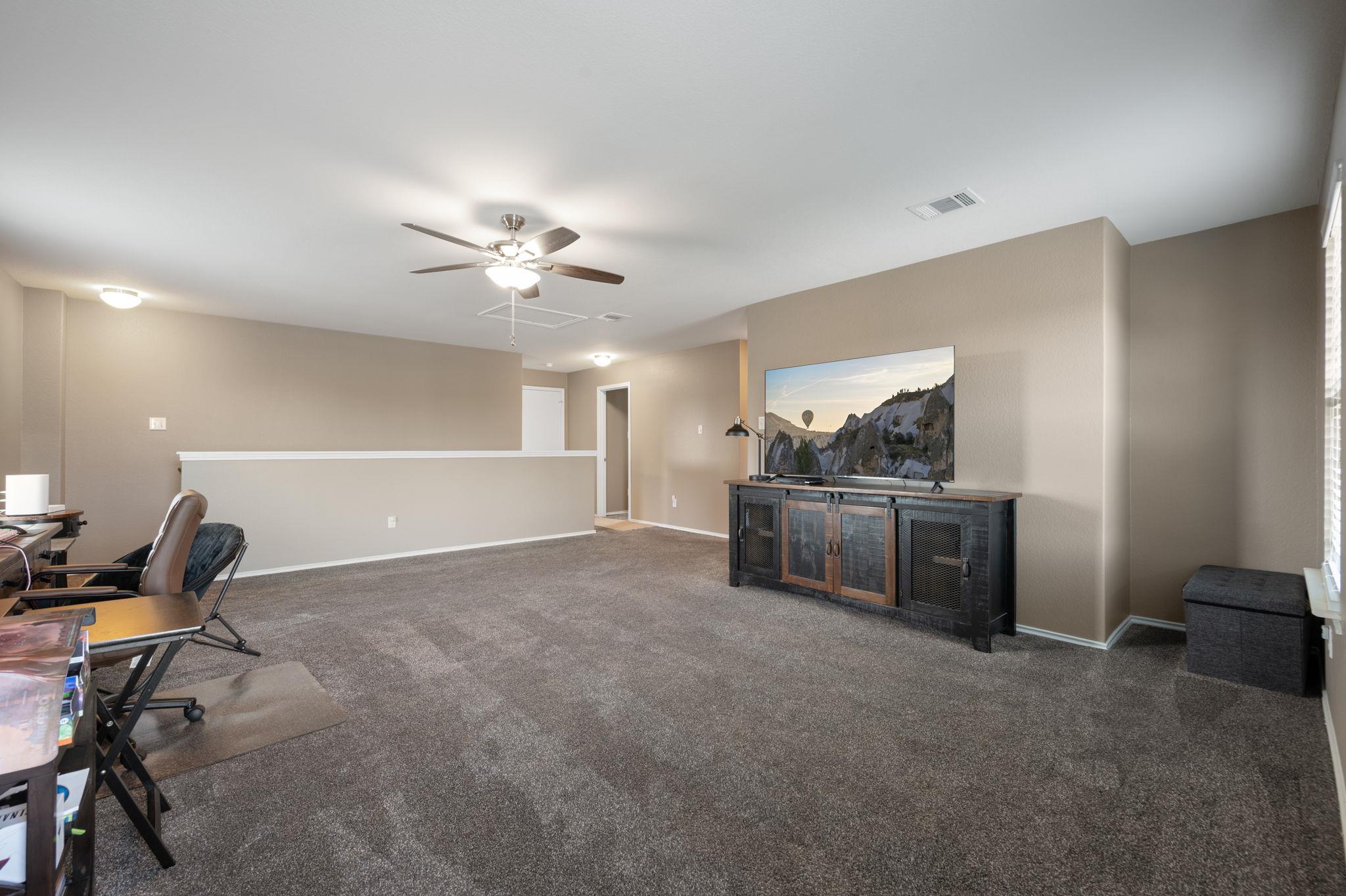 412 Perryville Loop, Liberty Hill, TX 78642