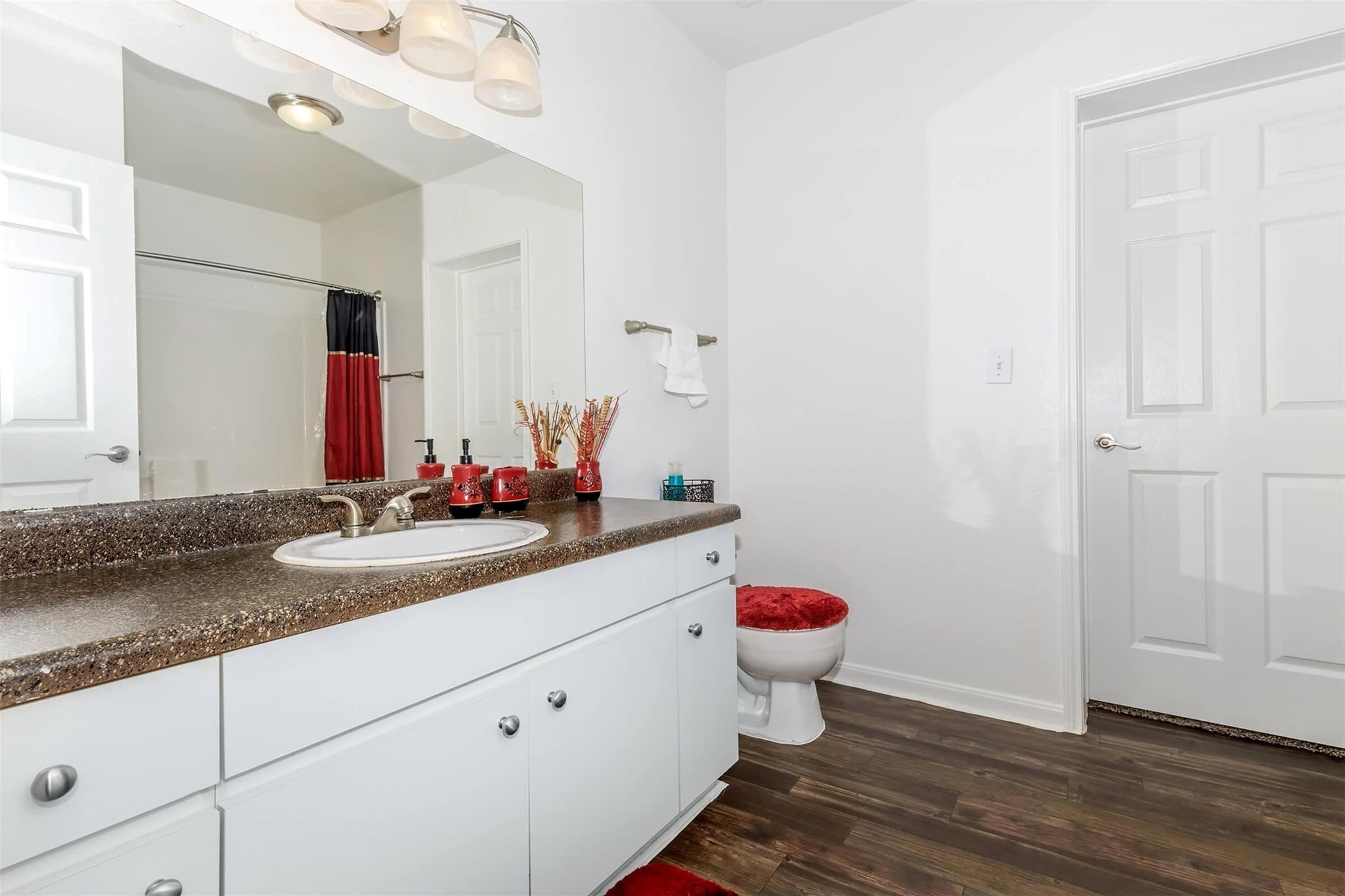 7120/7011 Village Way # 1732, Houston, TX 77087