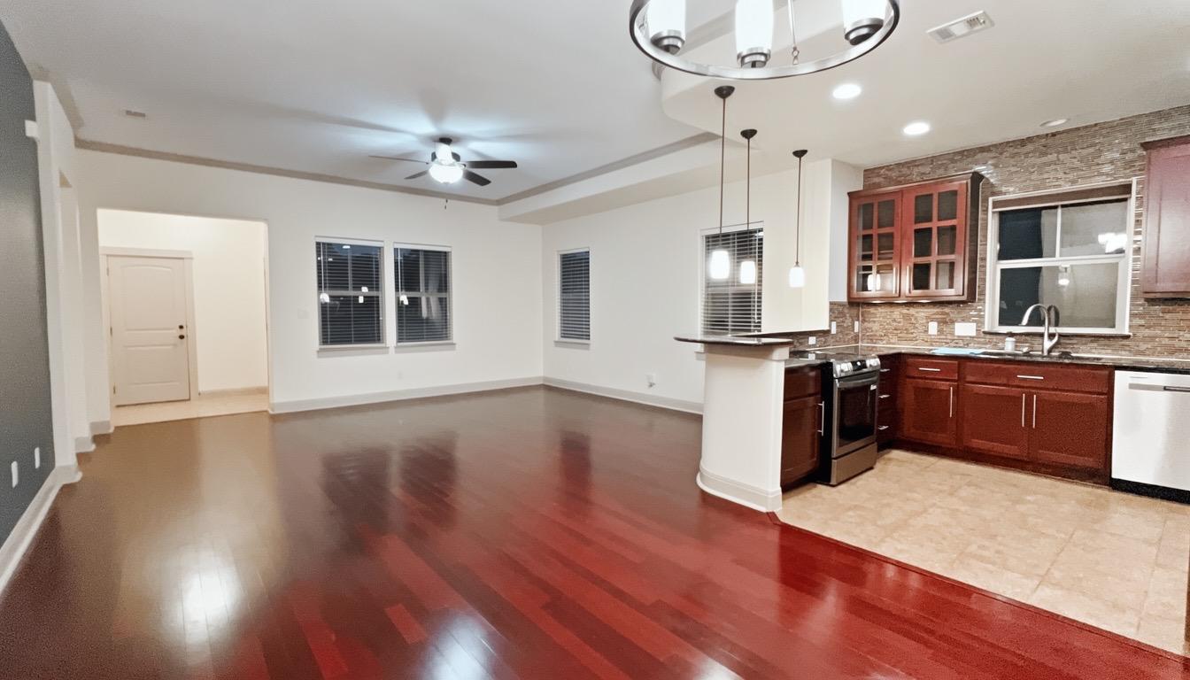 14501 Falcon Head Blvd # 20, Austin, TX 78738