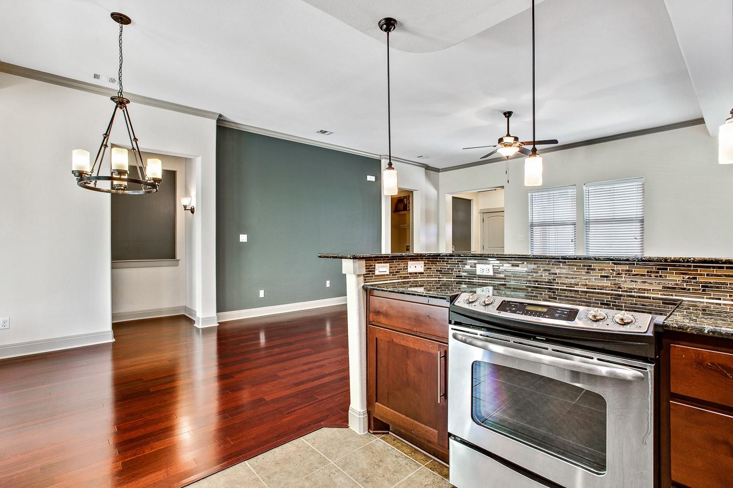 14501 Falcon Head Blvd # 20, Austin, TX 78738