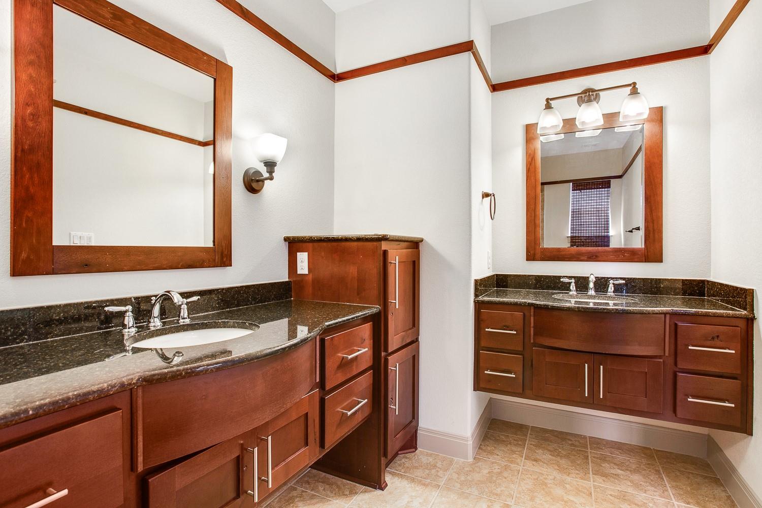 14501 Falcon Head Blvd # 20, Austin, TX 78738