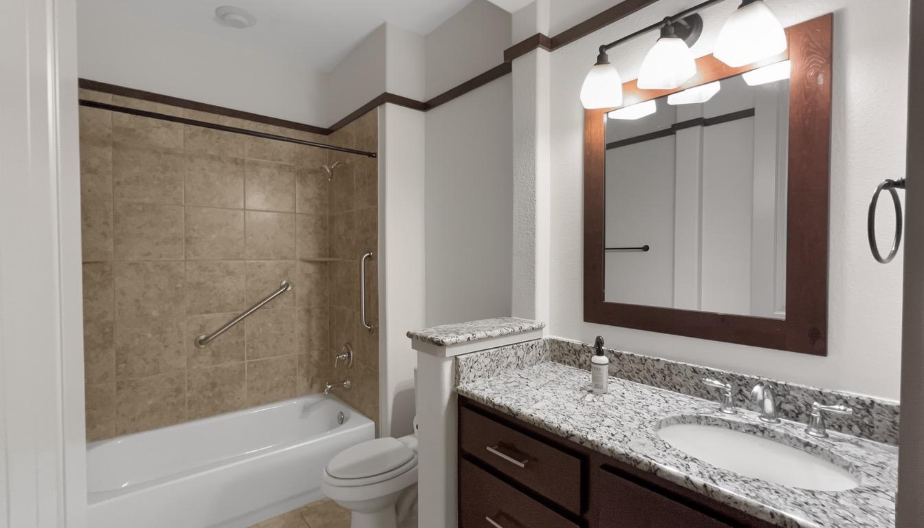 14501 Falcon Head Blvd # 20, Austin, TX 78738