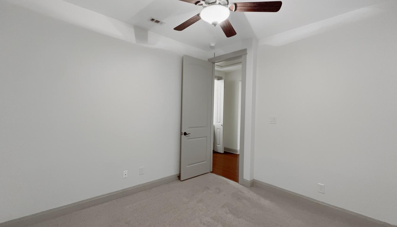 14501 Falcon Head Blvd # 20, Austin, TX 78738