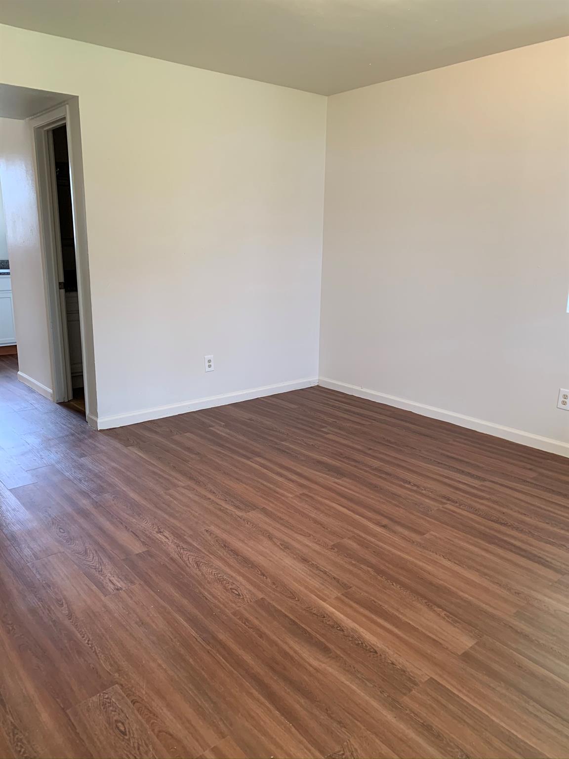 516 San Saba St, Lockhart, TX 78644