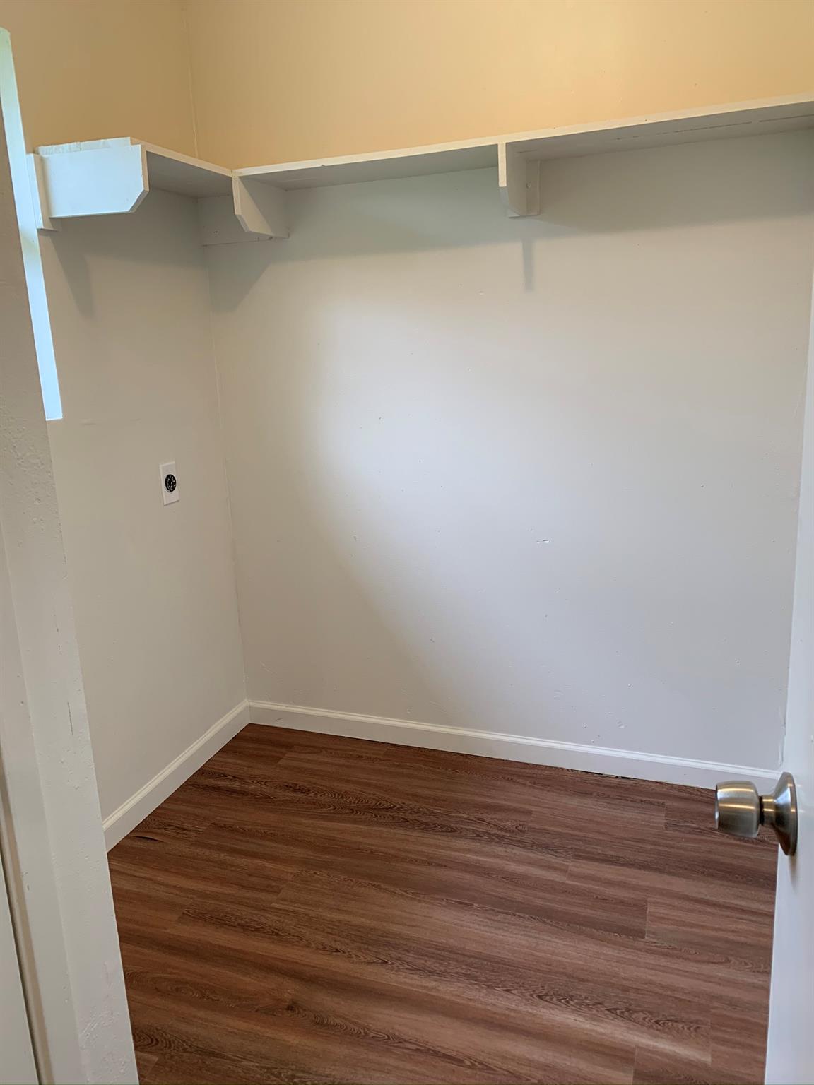 516 San Saba St, Lockhart, TX 78644