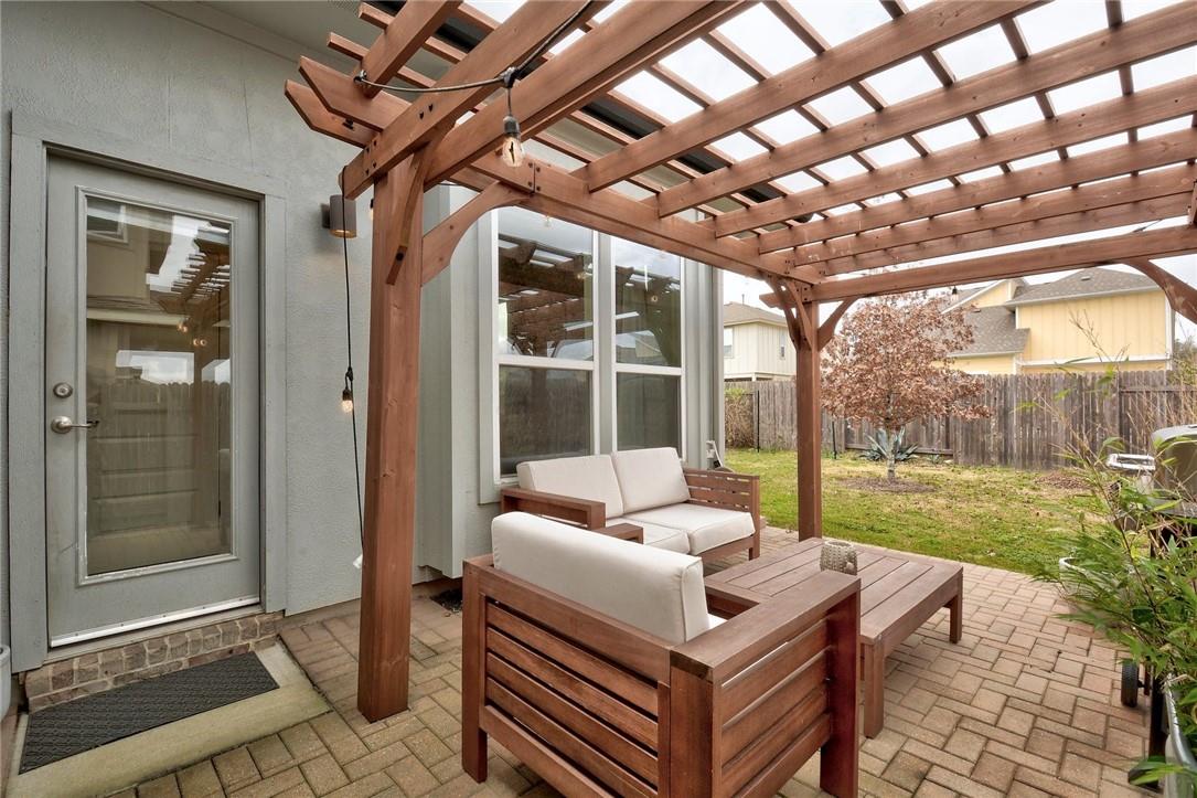 5400 Daimler Dr, Austin, TX 78744