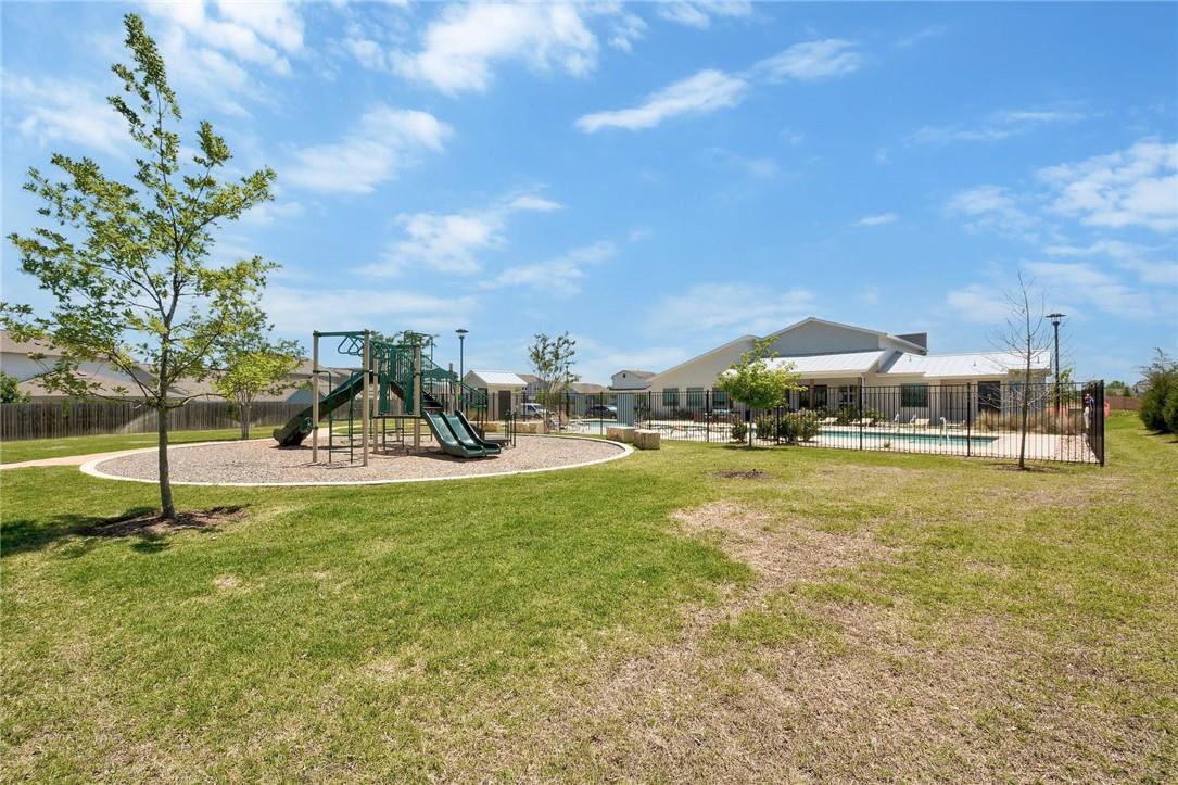 5400 Daimler Dr, Austin, TX 78744