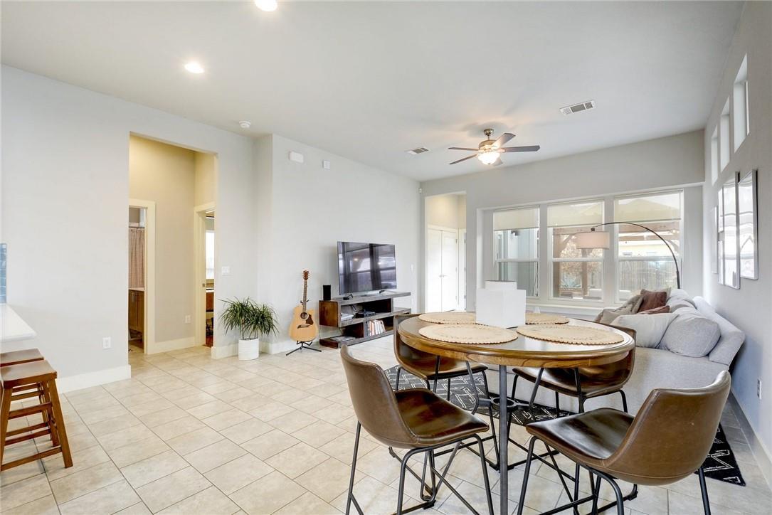 5400 Daimler Dr, Austin, TX 78744