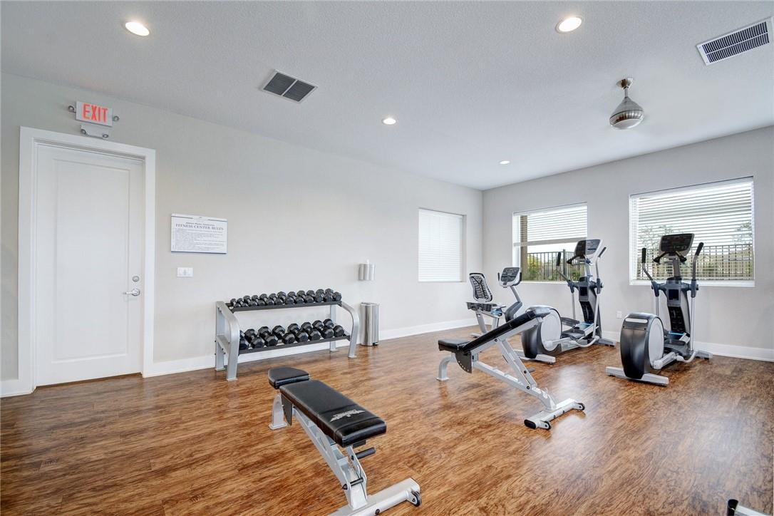 5400 Daimler Dr, Austin, TX 78744