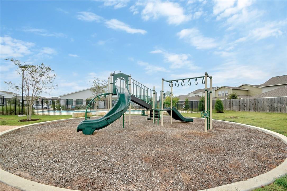 5400 Daimler Dr, Austin, TX 78744