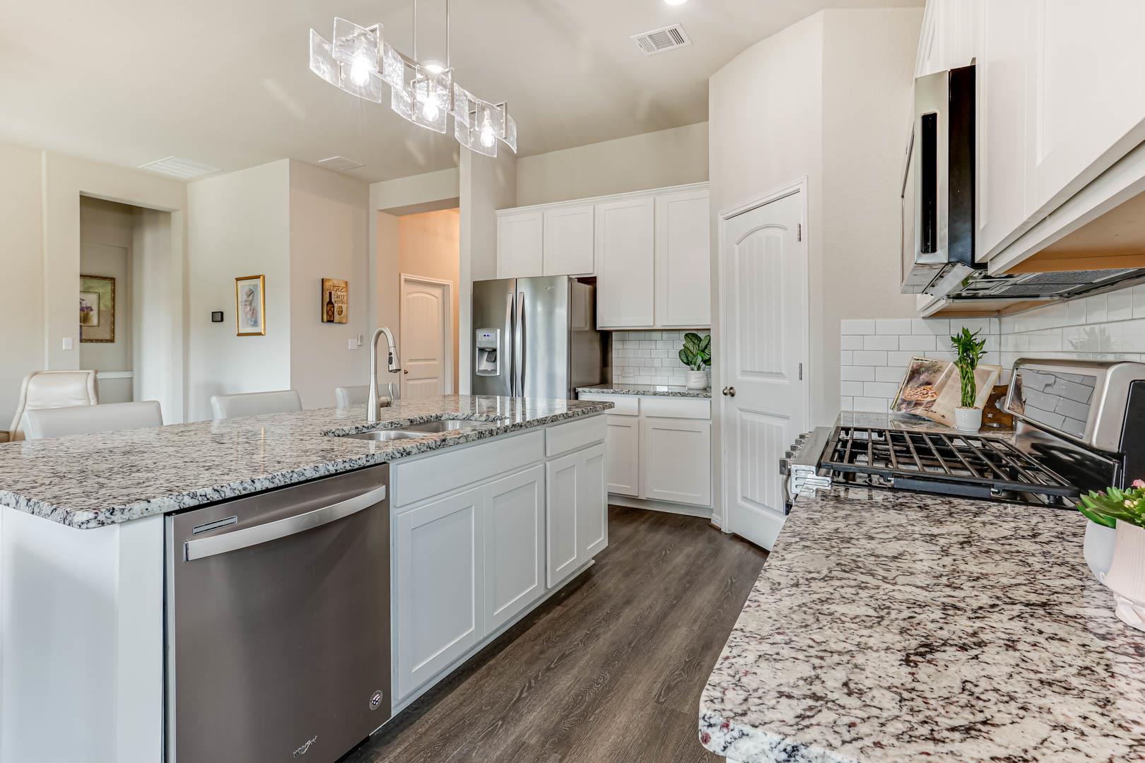 641 Gabrielle Anne Dr, Leander, TX 78641