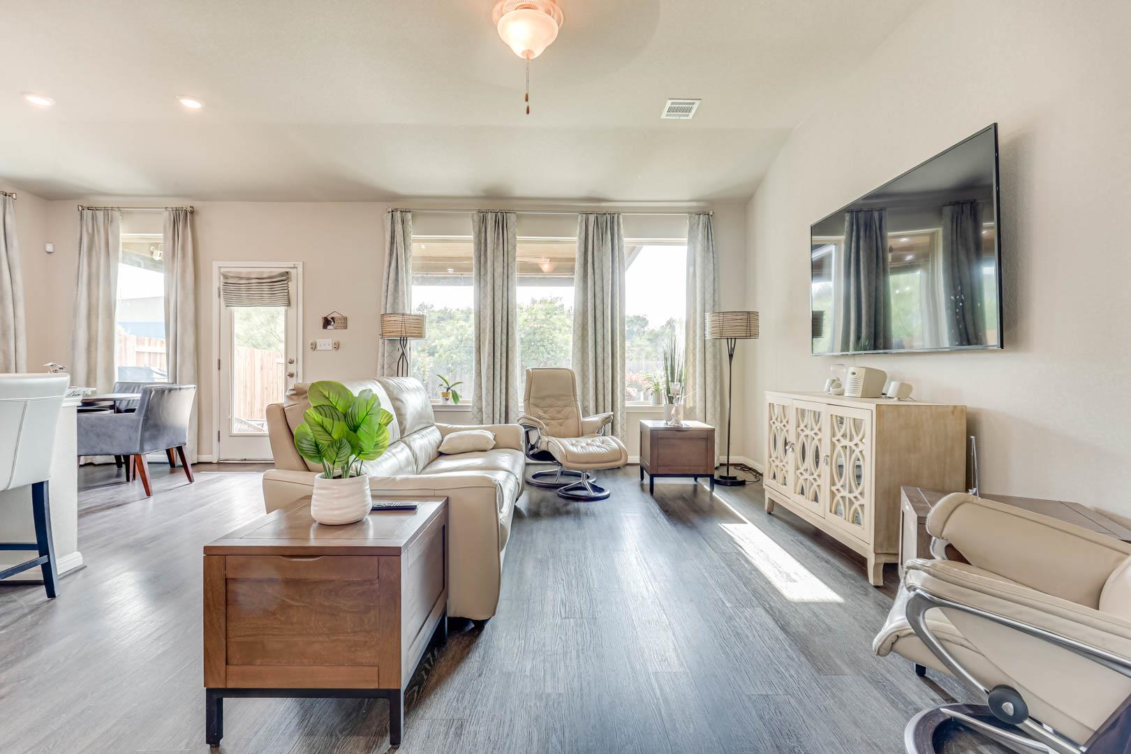 641 Gabrielle Anne Dr, Leander, TX 78641