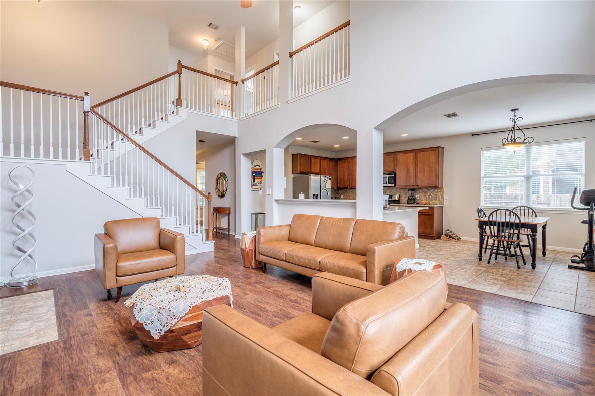 734 Crane Canyon Pl, Round Rock, TX 78665
