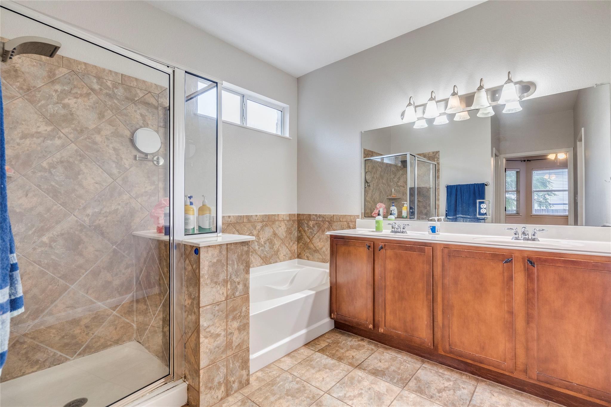 734 Crane Canyon Pl, Round Rock, TX 78665