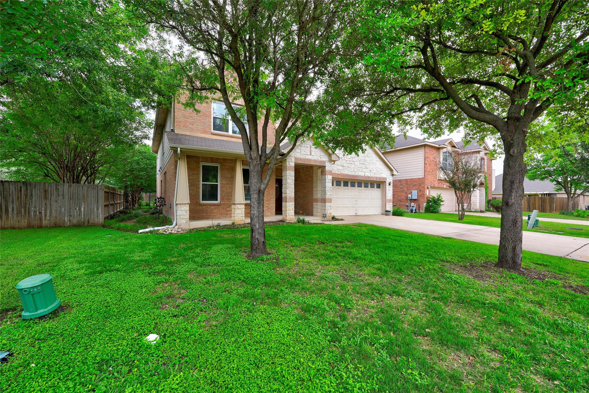 109 Floating Leaf Dr, Hutto, TX 78634