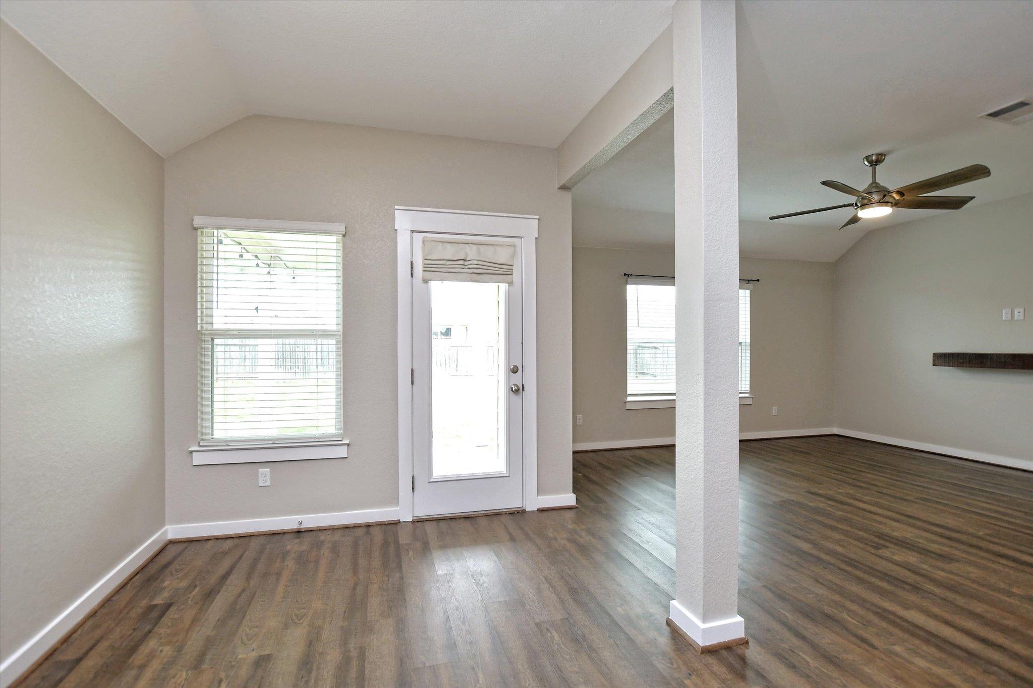 201 Pearland St, Hutto, TX 78634