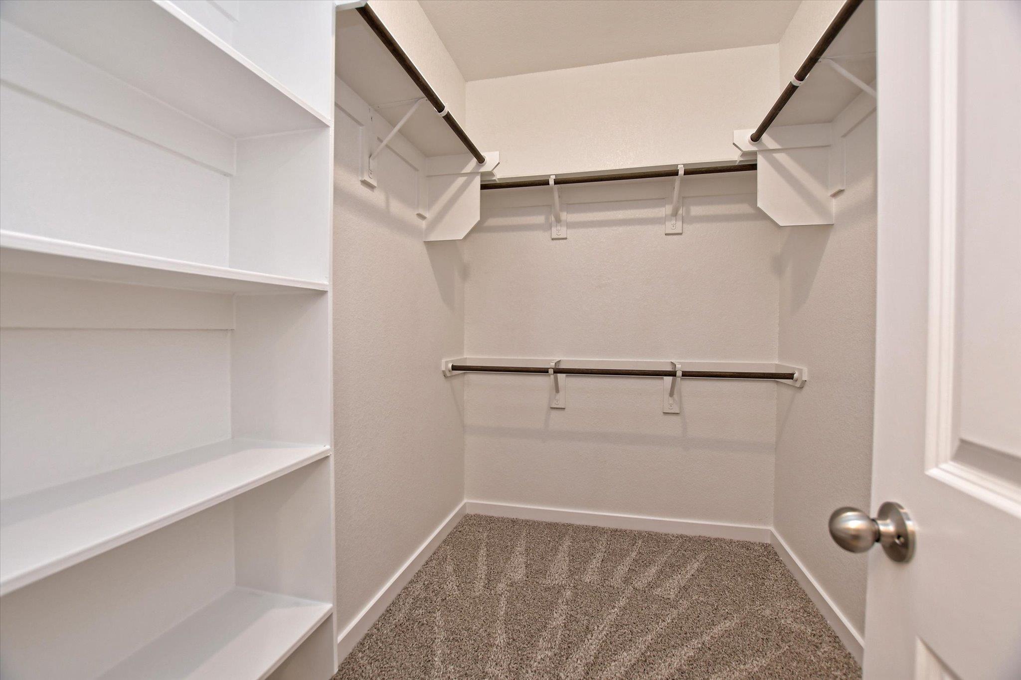 201 Pearland St, Hutto, TX 78634